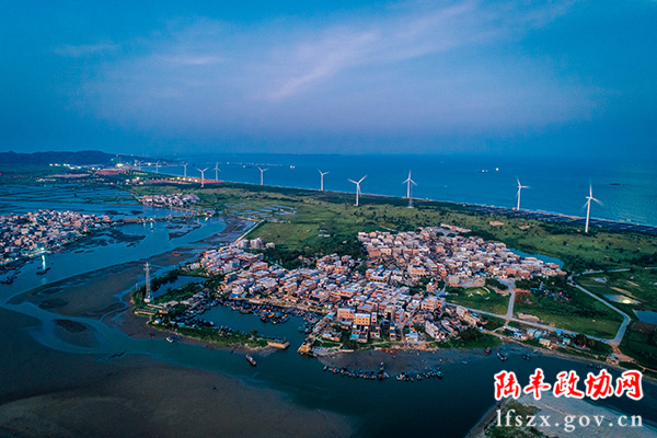 湖之風(fēng)電-陳一瑭 攝